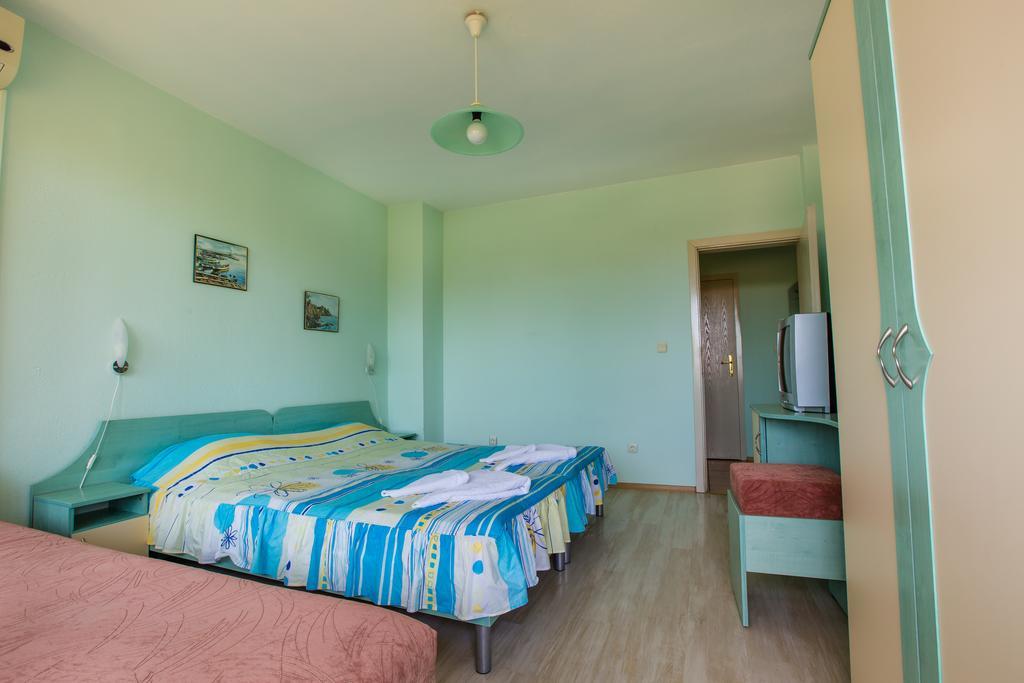 Guest House ,, Ekaterina" Несебър Екстериор снимка