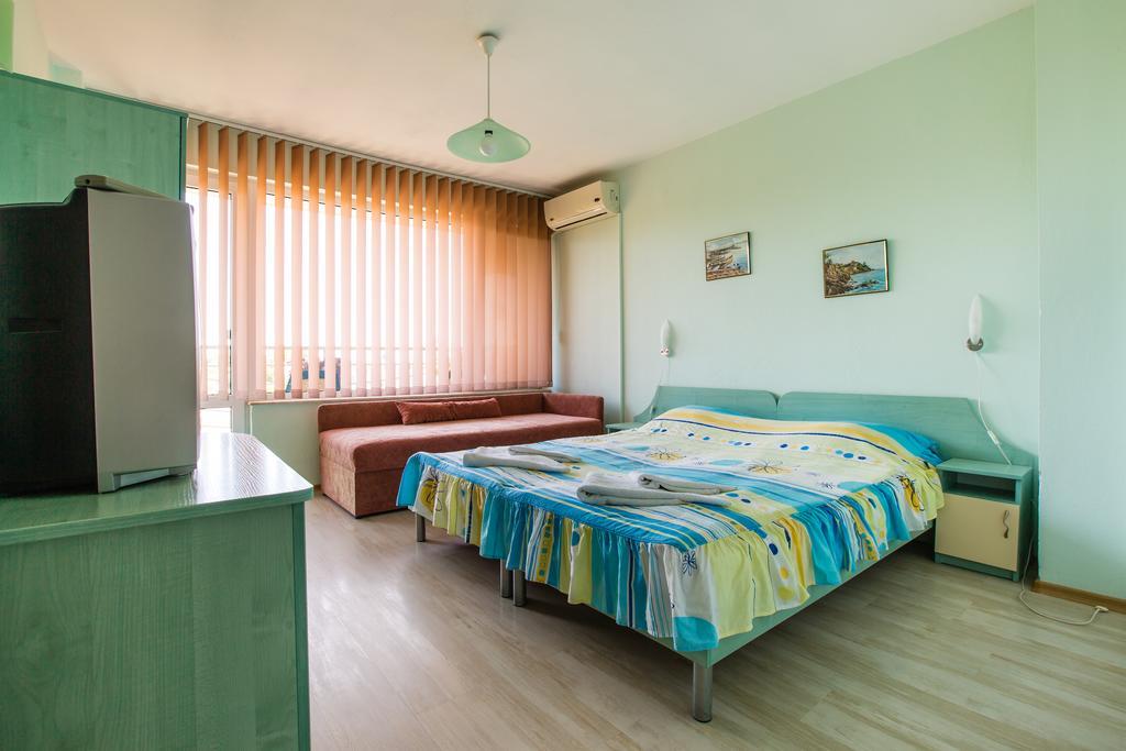 Guest House ,, Ekaterina" Несебър Екстериор снимка